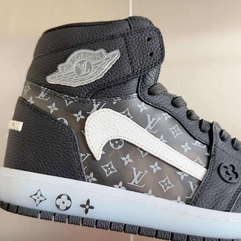 Louis Vuitton Trainer Sneaker